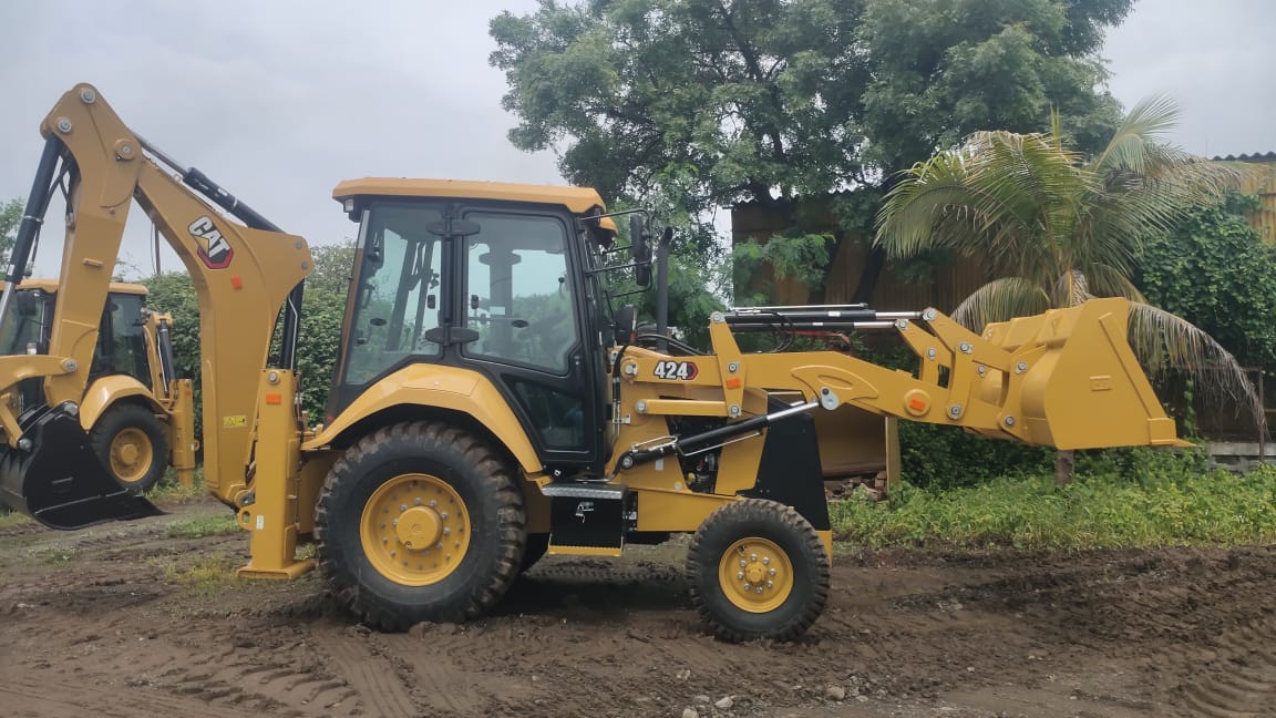 CAT 424